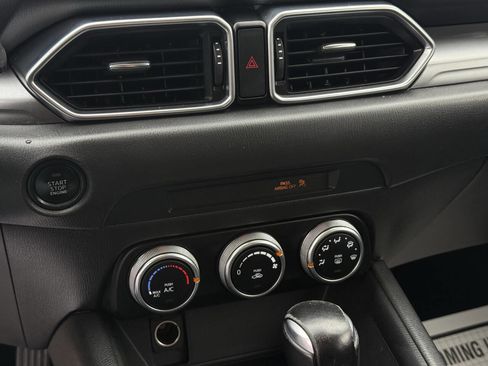 Used 2019 MAZDA CX-5 Sport image 18