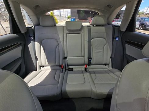 Used 2015 Audi Q5 2.0T Premium Plus w/ Technology Package AWD/4WD image 19