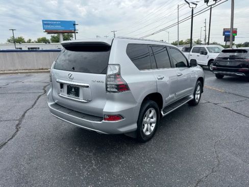 Used 2019 Lexus GX 460 AWD/4WD image 4