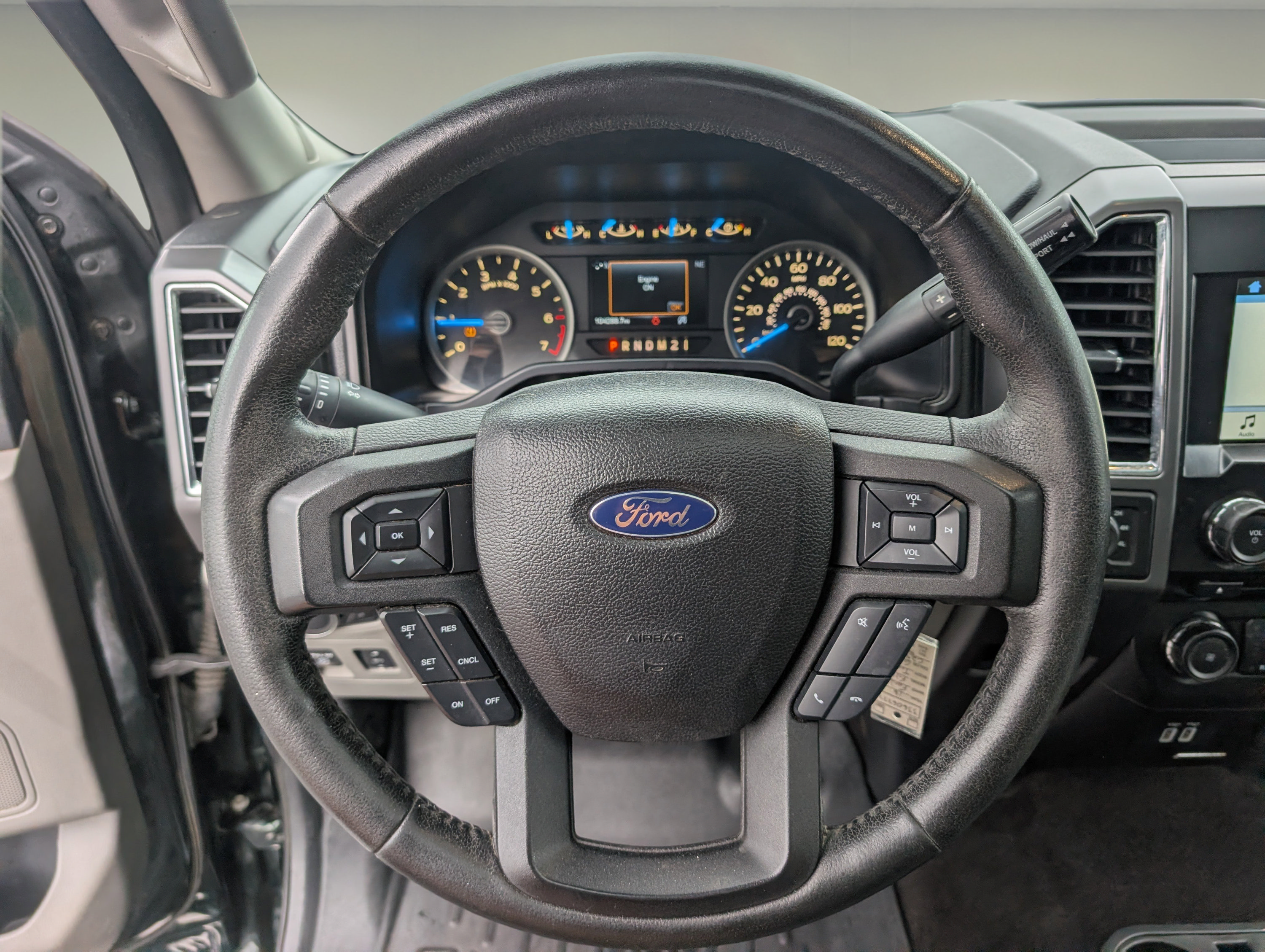 Used 2016 Ford F150 XLT w/ Equipment Group 302A Luxury AWD/4WD image 17