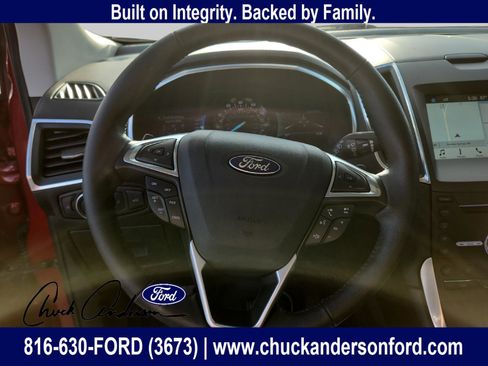 Used 2017 Ford Edge Titanium w/ Equipment Group 301A image 11