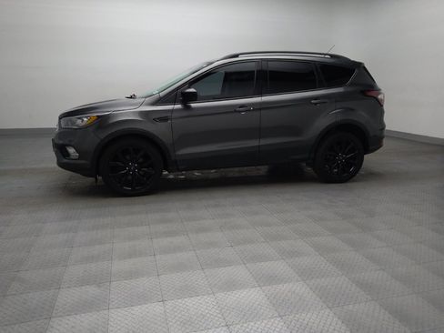 Used 2017 Ford Escape SE w/ Equipment Group 201A FWD image 2