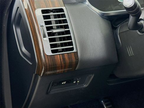 Used 2015 Land Rover Range Rover Long Wheelbase Supercharged image 6