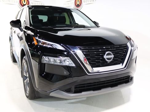 Used 2023 Nissan Rogue SV AWD/4WD image 19