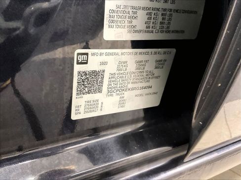 Used 2024 Chevrolet Silverado 1500 LT image 35