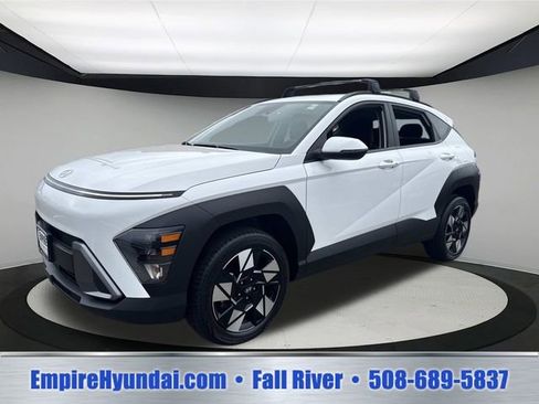 Used 2024 Hyundai Kona SEL AWD/4WD image 1
