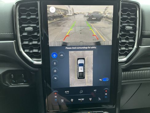 Used 2024 Ford Ranger Lariat w/ FX4 Off-Road Package image 14