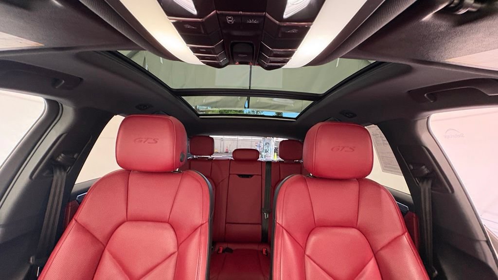 Used 2023 Porsche Macan GTS AWD/4WD image 34
