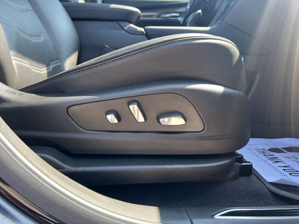 Used 2024 Cadillac XT5 Sportv w/ Platinum Package AWD/4WD image 30