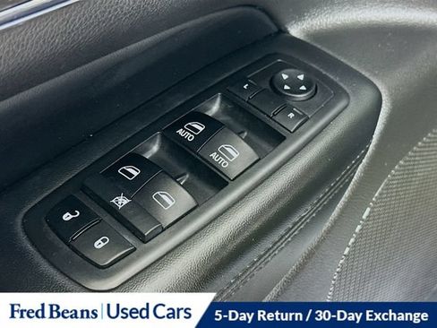 Used 2018 Jeep Grand Cherokee Limited AWD/4WD image 10