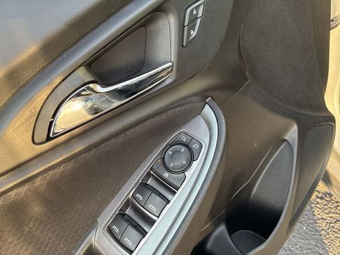 Used 2024 Chevrolet Malibu LT FWD image 12