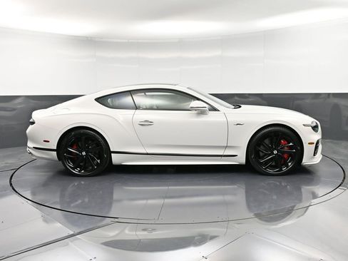 New 2025 Bentley Continental GT Speed image 9
