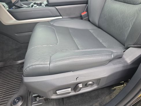 Used 2023 Toyota Tundra Limited image 27