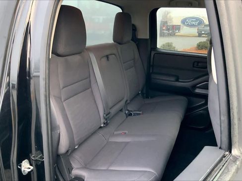 Used 2022 Nissan Frontier S w/ Technology Package image 18