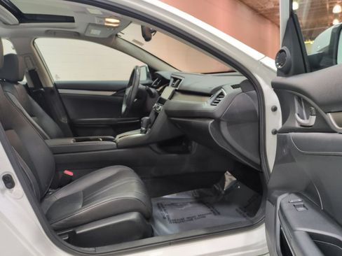 Used 2016 Honda Civic EX-L image 8