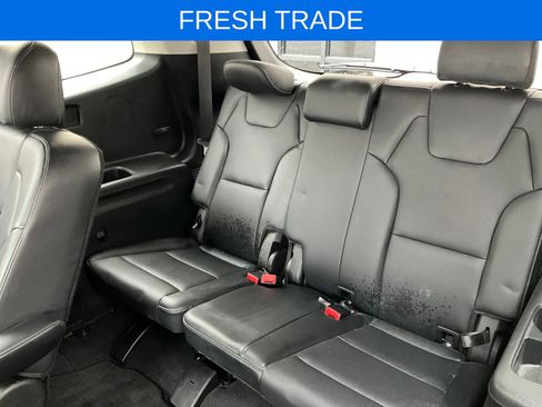 Used 2024 Kia Telluride S image 29