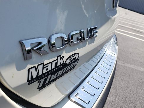 Used 2019 Nissan Rogue SV w/ Premium Package AWD/4WD image 10