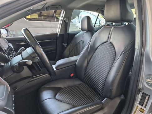 Used 2024 Toyota Camry SE FWD image 14