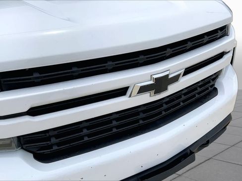 Used 2022 Chevrolet Silverado 1500 LT w/ Z71 Off-Road Package AWD/4WD image 29