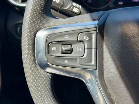 Used 2021 Chevrolet Blazer LT FWD image 17
