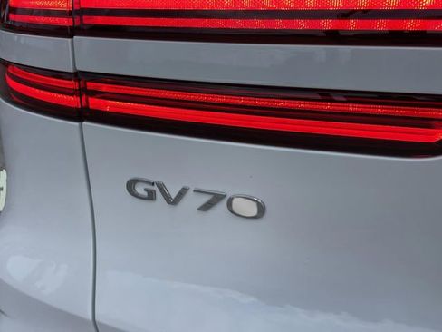 New 2026 Genesis GV70 3.5T Sport Advanced AWD/4WD image 21