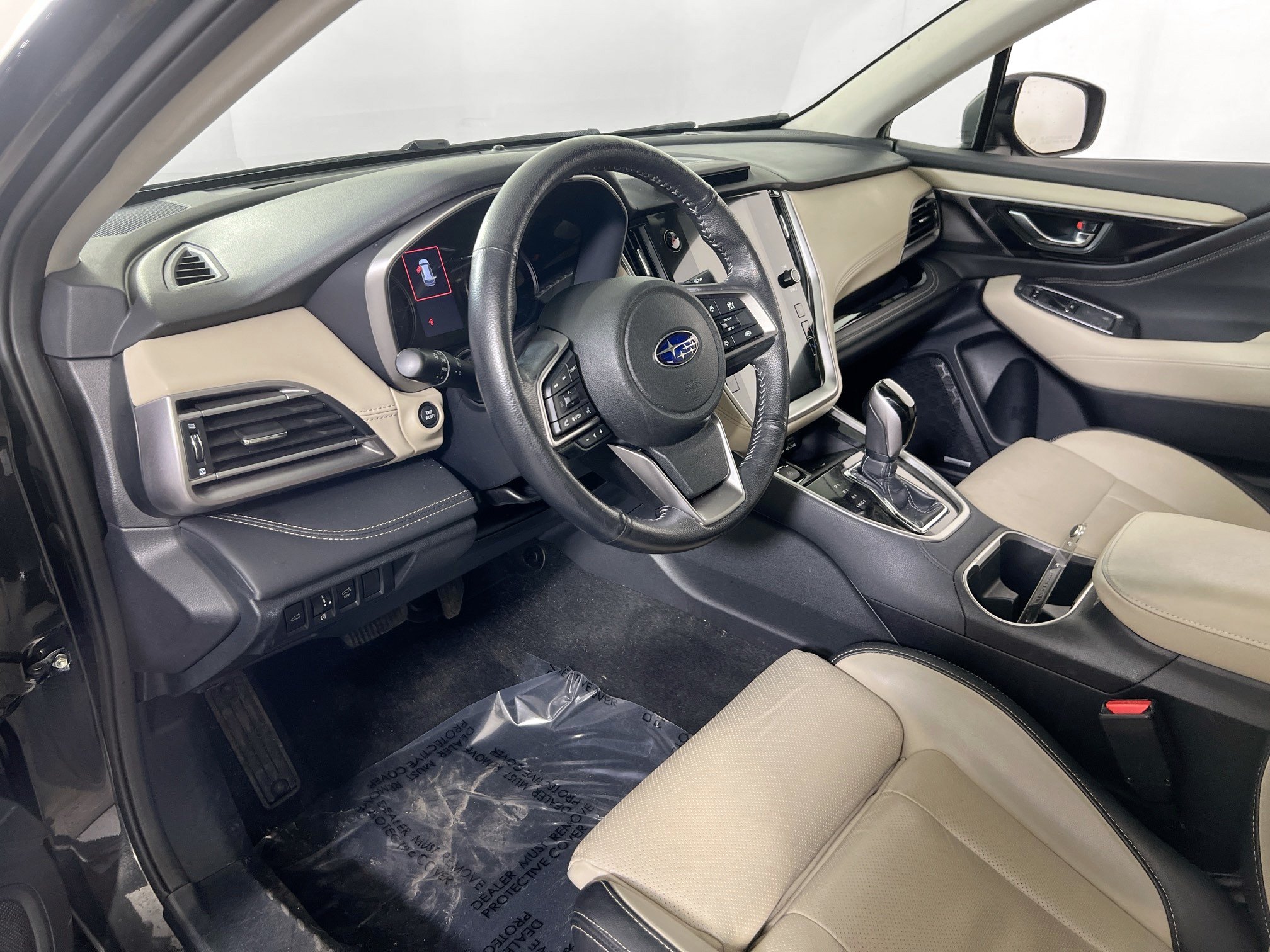 Used 2023 Subaru Outback Limited AWD/4WD image 9
