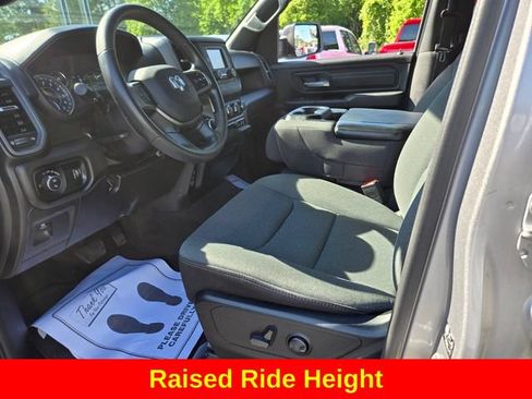 Used 2022 RAM 1500 Tradesman AWD/4WD image 11