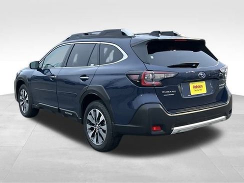Used 2025 Subaru Outback Touring XT image 8