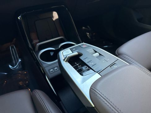 Certified 2025 BMW X1 M35i image 9