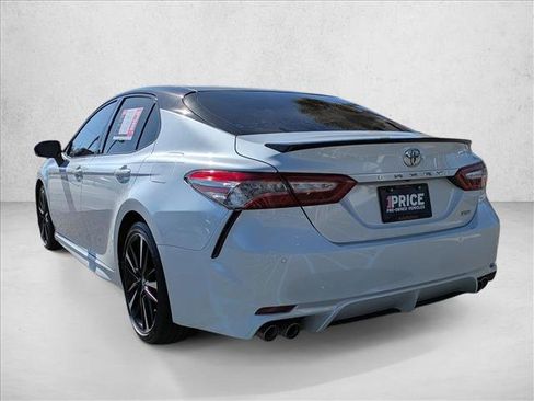 Used 2018 Toyota Camry XSE image 8