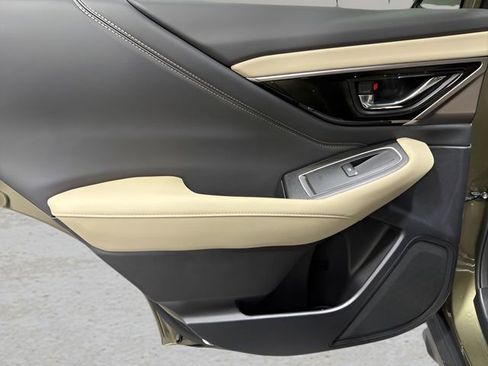 Used 2025 Subaru Outback Limited XT image 30