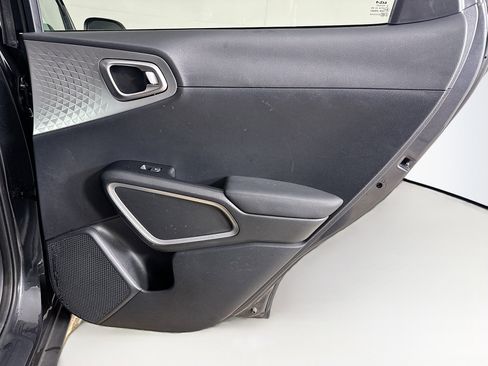 Used 2024 Kia Soul LX w/ Option Group 015 image 28