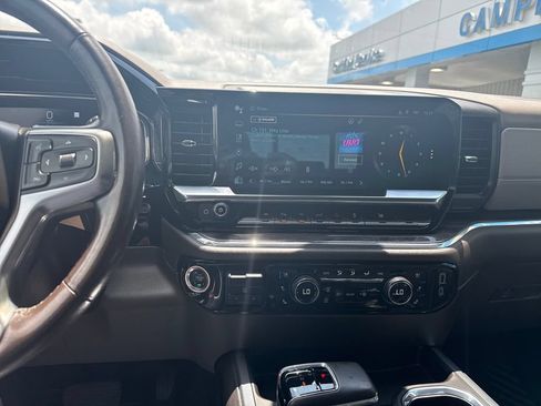 Used 2023 Chevrolet Silverado 1500 LTZ w/ LTZ Convenience Package II AWD/4WD image 32