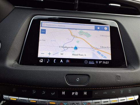 Used 2020 Cadillac XT4 Sport w/ Driver Awareness Package image 4