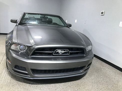 Used 2013 Ford Mustang Premium w/ Electronics Pkg RWD image 15