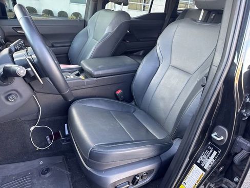 Used 2024 Lexus GX 550 550 Premium image 13