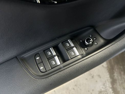 Used 2017 Audi Q7 3.0T Premium Plus image 23