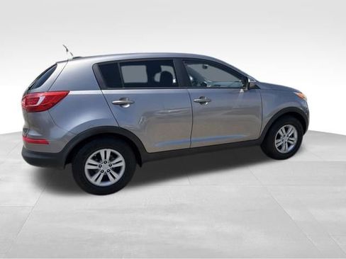 Used 2011 Kia Sportage LX FWD image 10