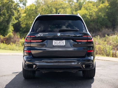 Used 2025 BMW X7 xDrive40i w/ M Sport Package AWD/4WD image 5
