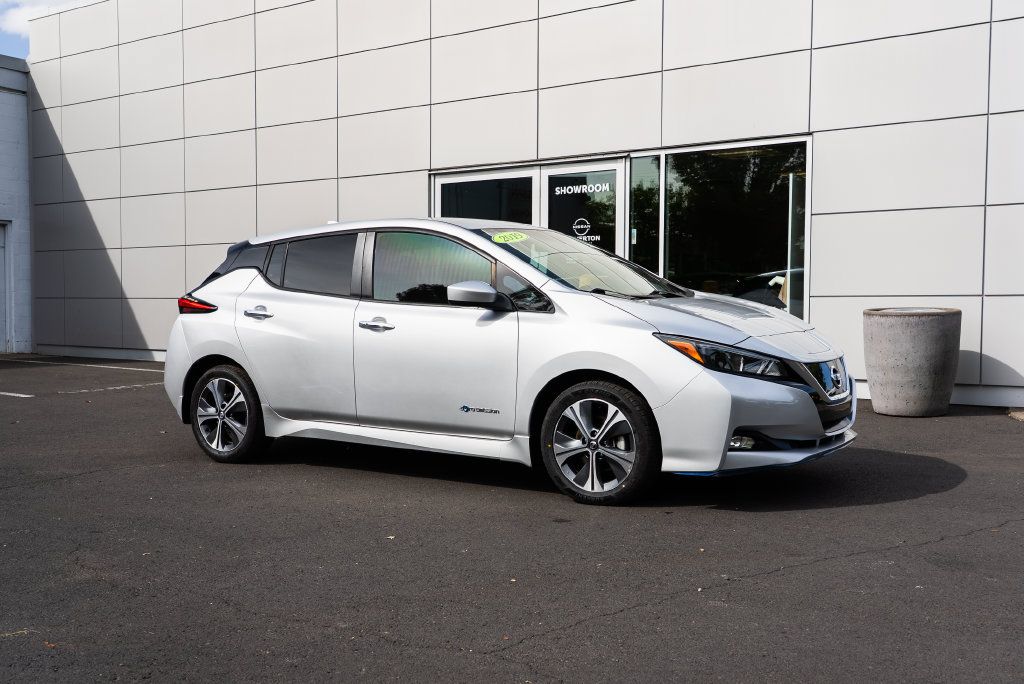 Used 2019 Nissan Leaf SV Plus w/ SV All Weather Package FWD image 28