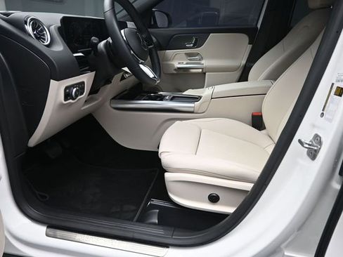 Used 2025 Mercedes-Benz GLA 250 GLA 250 image 17