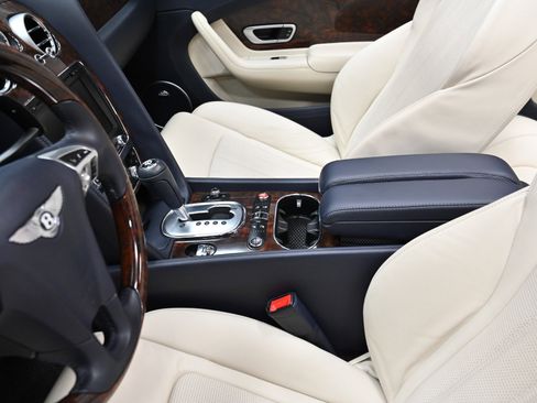 Used 2014 Bentley Continental GTC image 26