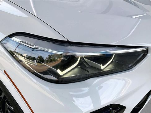 Used 2022 BMW X5 sDrive40i w/ M Sport Package RWD image 28