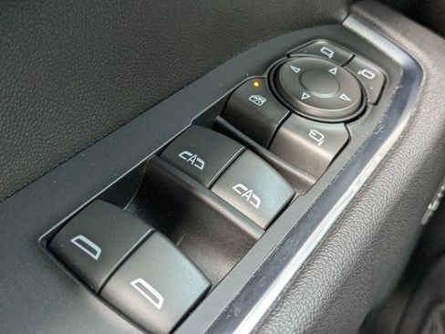 Used 2025 Chevrolet Silverado 1500 LTZ image 22