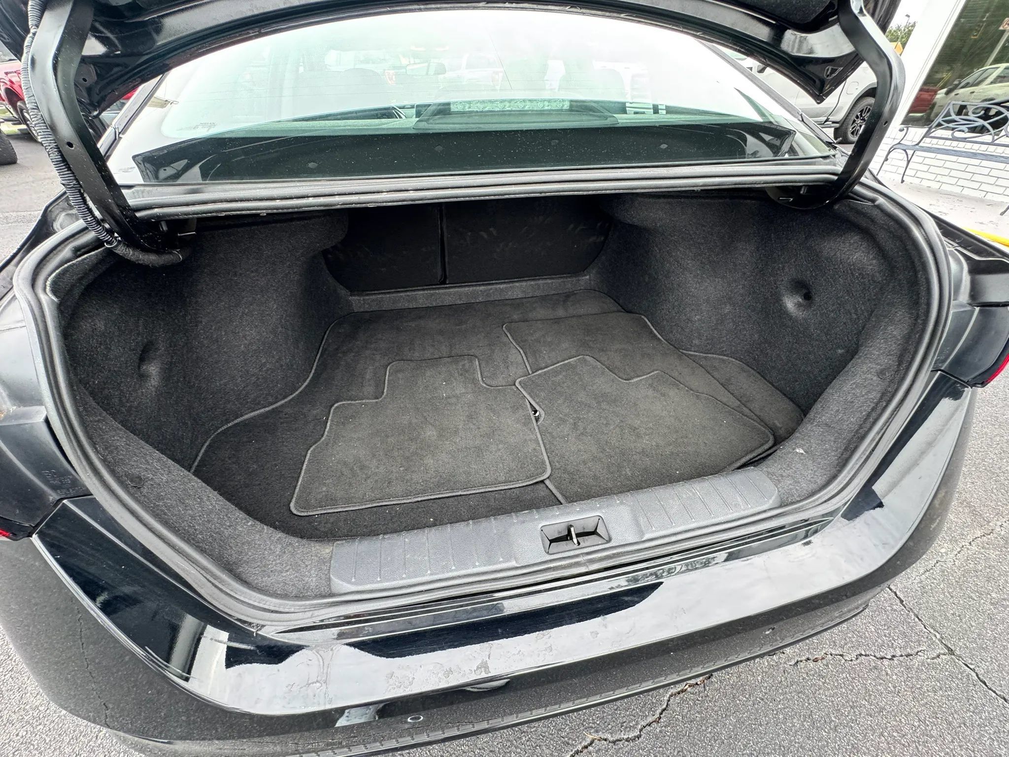 Used 2025 Nissan Sentra SV FWD image 7