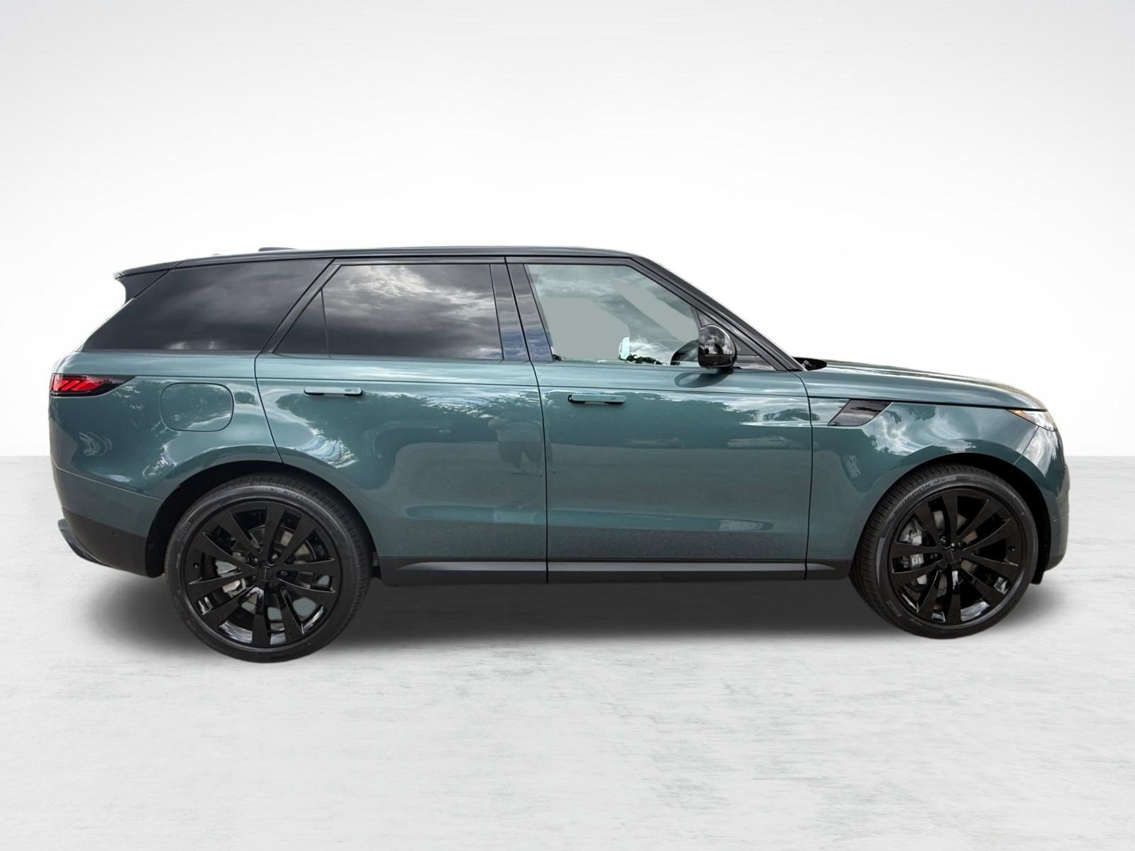 New 2026 Land Rover Range Rover Sport SE AWD/4WD image 8