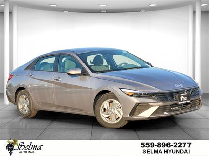 New 2026 Hyundai Elantra SE