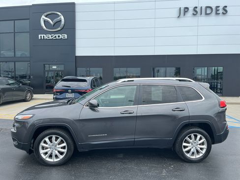 Used 2016 Jeep Cherokee Limited AWD/4WD image 2
