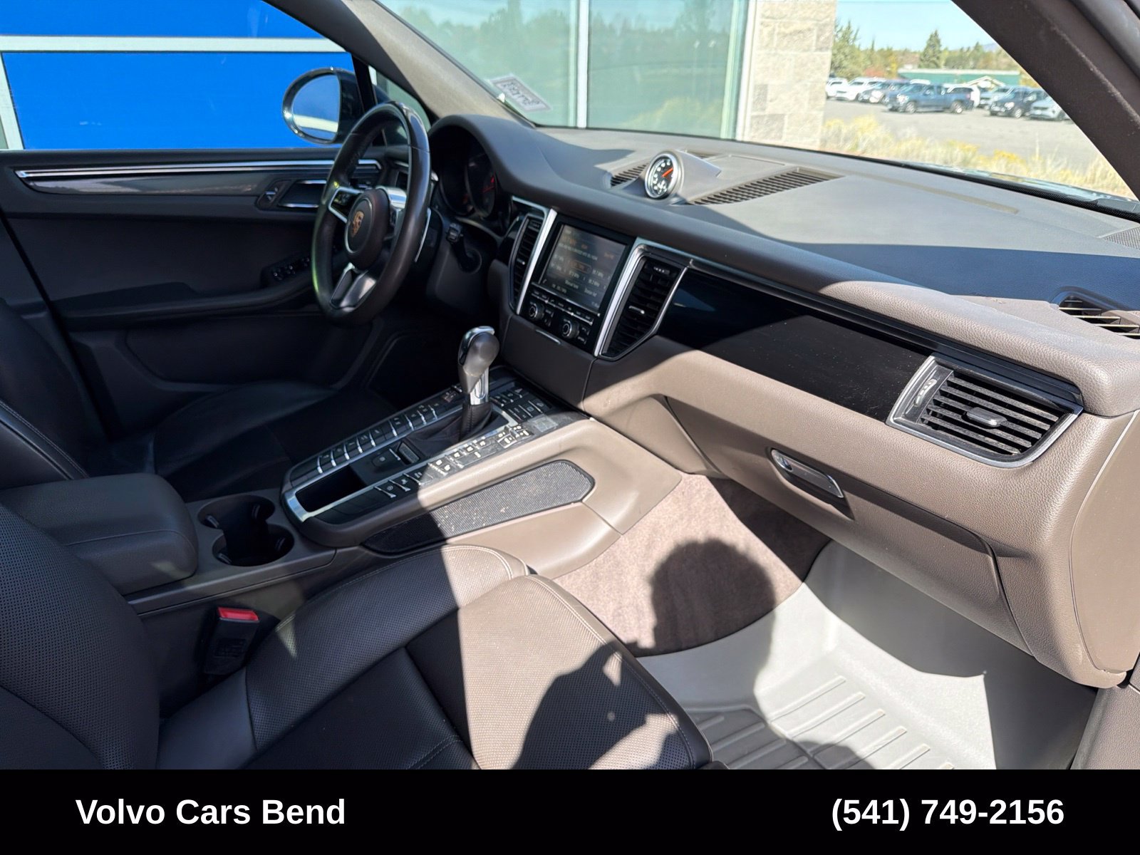 Used 2015 Porsche Macan S AWD/4WD image 27
