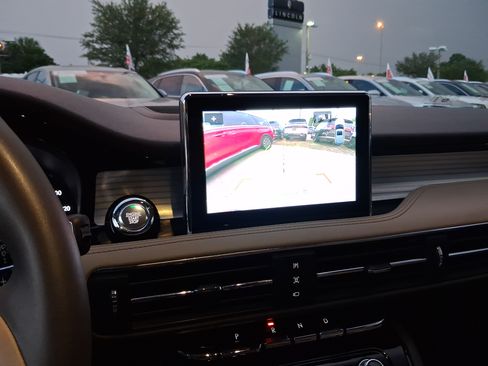 Used 2022 Lincoln Corsair FWD image 21